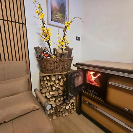 Alpine View - Train Station Holiday home