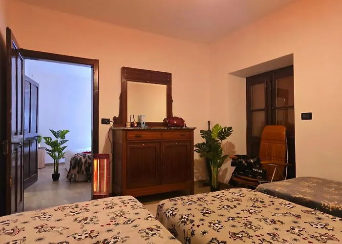 Alpine View - Train Station Holiday home