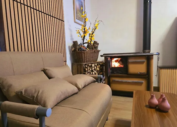 Alpine View - Train Station Holiday home