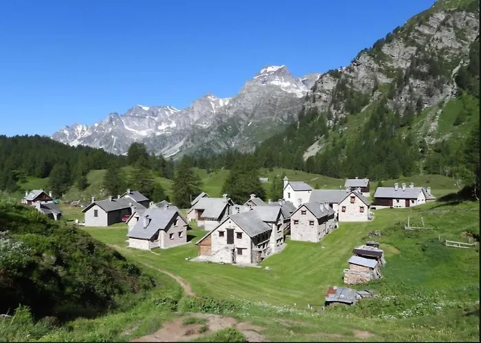 Alpine View - Train Station * Varzo